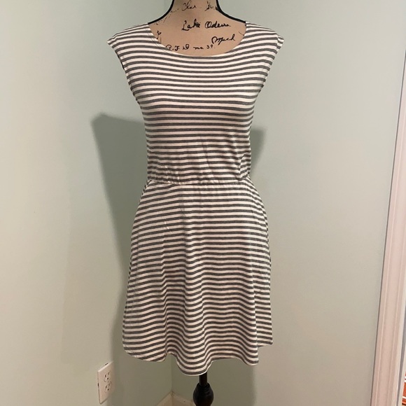 Speechless Dresses & Skirts - Speechless striped dress size Medium